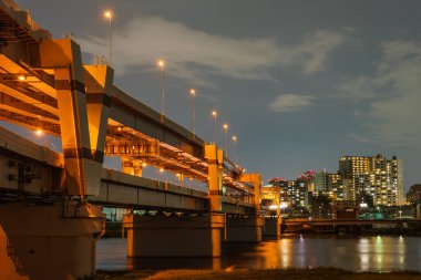 Japonya Tokyo Kavşağı Gece Görünümü