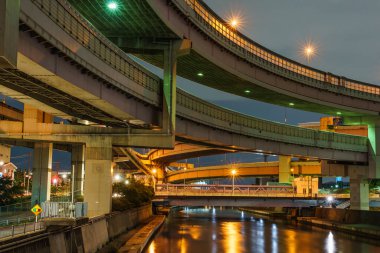 Japonya Tokyo Kavşağı Gece Görünümü