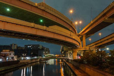 Japonya Tokyo Kavşağı Gece Görünümü