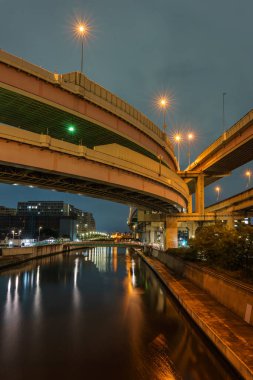 Japonya Tokyo Kavşağı Gece Görünümü