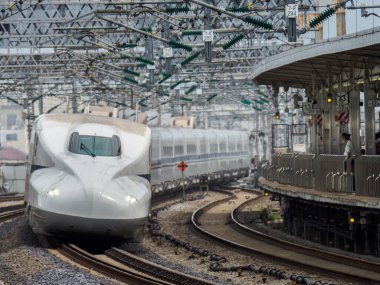 Japon Shinkansen Ekspres Treni