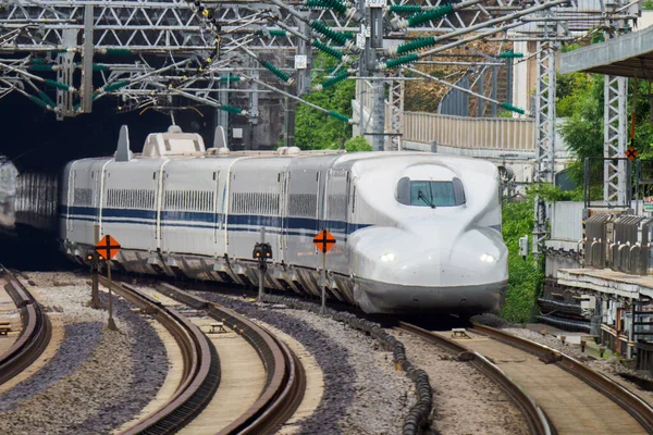 Японский Экспресс Поезд Синдзо Абэ — стоковое фото