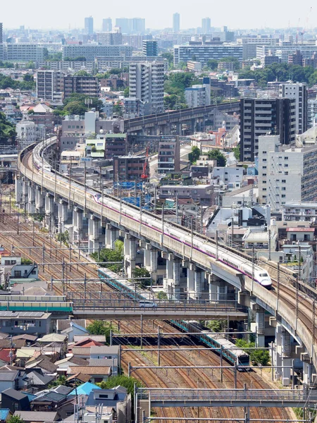 日本新干线有限公司快车 — 图库照片