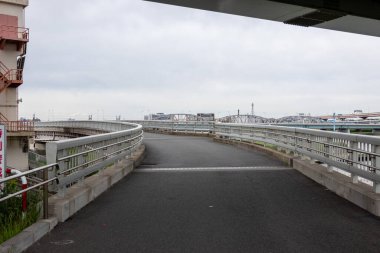 Tokyo Arakawa nehir yatağı manzarası