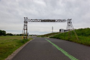 Tokyo Arakawa nehir yatağı manzarası