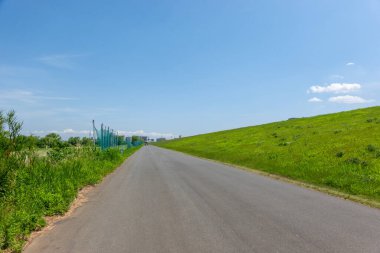 Tokyo Arakawa nehir yatağı manzarası