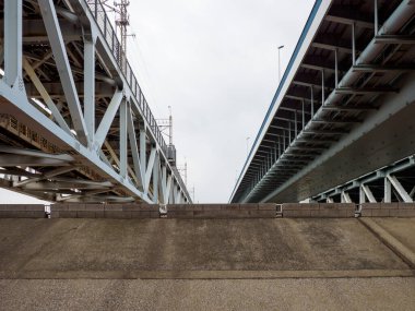 Tokyo Arakawa nehir yatağı manzarası