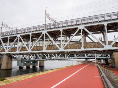 Tokyo Arakawa nehir yatağı manzarası