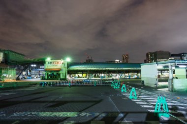 Tokyo Tsukiji Pazar Gecesi Görünümü