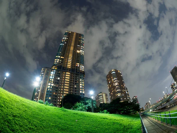 Tokyo 'daki Kule Konağı