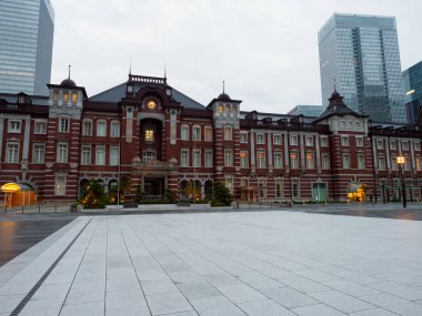 Tokyo İstasyonu, Japonya Manzarası