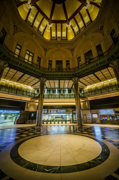 Tokyo İstasyonu, Japonya Manzarası