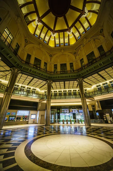 Tokyo İstasyonu, Japonya Manzarası