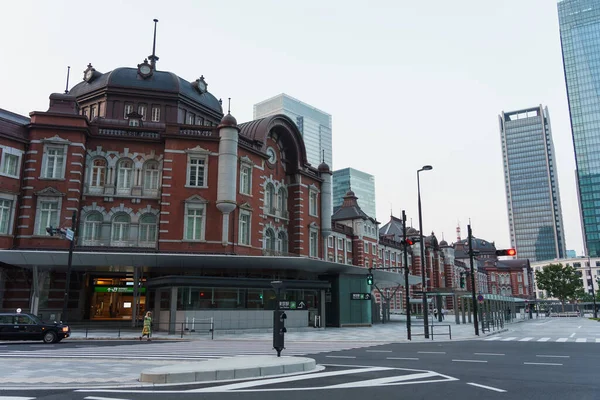 Tokyo İstasyonu, Japonya Manzarası