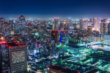 Japonya'da gözlem odası gece görünümü