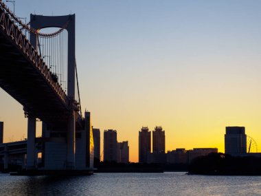 Tokyo Gökkuşağı Köprüsü Manzarası