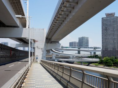 Tokyo Gökkuşağı Köprüsü Manzarası