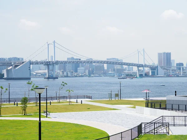 Tokyo Rainbow Bridge Landscape — стокове фото