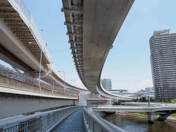 Tokyo Gökkuşağı Köprüsü Manzarası