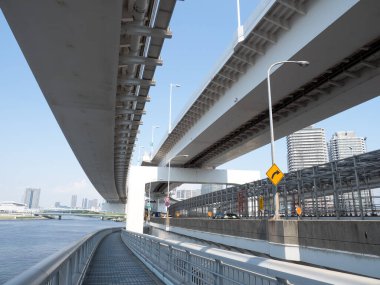 Tokyo Gökkuşağı Köprüsü Manzarası