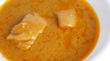 Köri, yemek videosu.