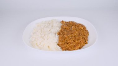 Köri, yemek videosu.
