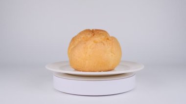 Kremalı pasta, video klibi.