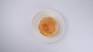 Kremalı pasta, video klibi.