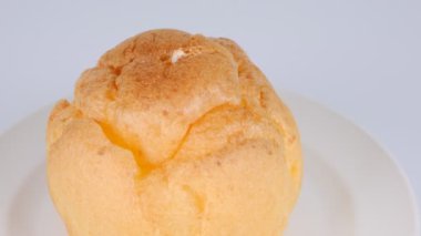 Kremalı pasta, video klibi.