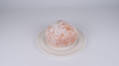 Japon yemeği ve donut.