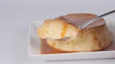 Puding, kısa video klibi