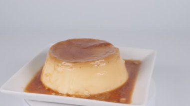 Puding, kısa video klibi