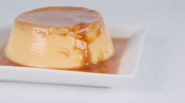 Puding, kısa video klibi