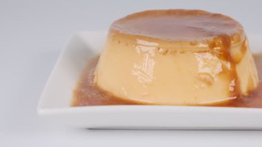 Puding, kısa video klibi