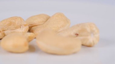 Kaju fıstığı, kısa video klibi