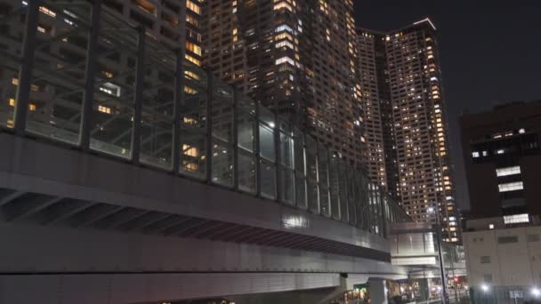 Tokyo High Rise Apartment Bay Area Night View Tower Mansion — стокове відео