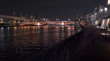Tokyo Asakusa Sumida Nehri Gece Manzarası 2022