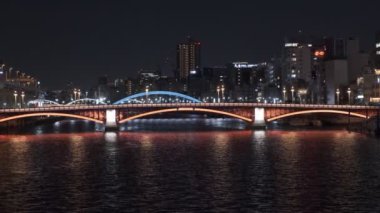 Tokyo Asakusa Sumida Nehri Gece Manzarası 2022