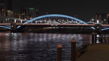Tokyo Asakusa Sumida Nehri Gece Manzarası 2022