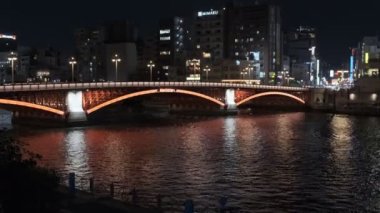 Tokyo Asakusa Sumida Nehri Gece Manzarası 2022