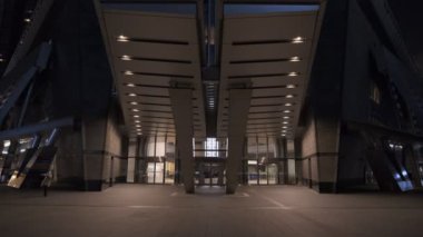 Tokyo Roppongi Hills Gece Manzarası 2022