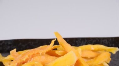 Kurutulmuş meyve mangosu, video klipsi.