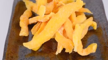 Kurutulmuş meyve mangosu, video klipsi.