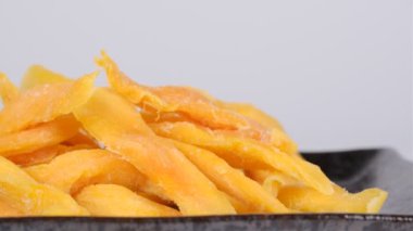 Kurutulmuş meyve mangosu, video klipsi.