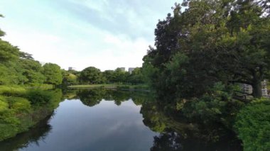 Tokyo Kitanomaru Parkı Sabah 2022