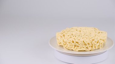 Japon kurutulmuş hazır erişteli Ramen.