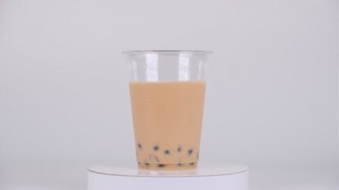 Köpüklü çay içeceği, kısa video klibi.