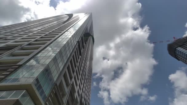 东京高楼公寓大楼高楼大厦云彩 — 图库视频影像