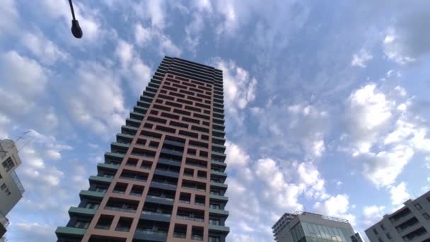 Tokyo High Rise Apartamento Torre Mansão Céu Nuvens — Vídeo de Stock