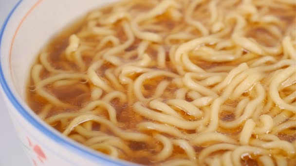 Fuente Soja Japonesa Ramen Fideos Instantáneos — Vídeos de Stock